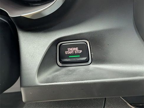 Used 2020 Chevrolet Camaro LT image 21