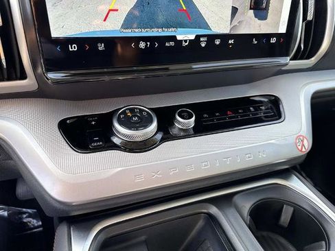 Certified 2025 Ford Expedition Max Active RWD image 30