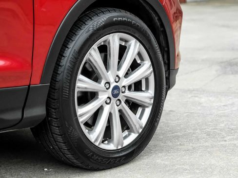 Used 2017 Ford Escape Titanium image 58