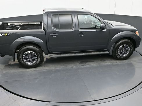 Used 2015 Nissan Frontier PRO-4X image 36