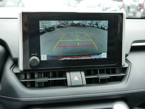 Certified 2025 Toyota RAV4 XLE AWD/4WD image 18