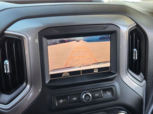 Used 2024 GMC Sierra 2500 Pro w/ Convenience Package image 18