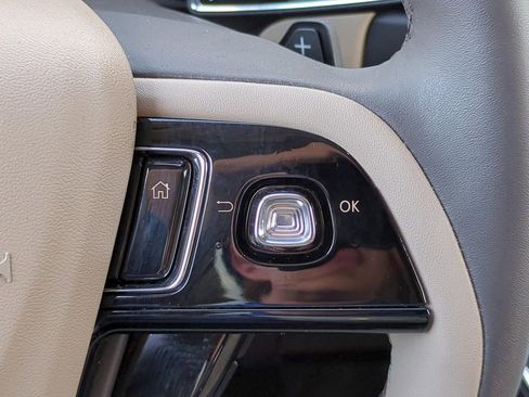 Used 2023 Lincoln Corsair FWD image 23