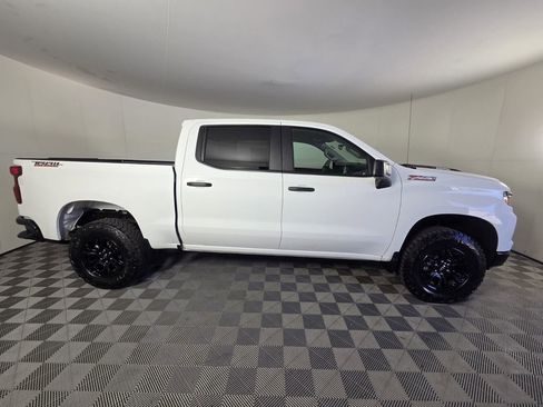 Used 2026 Chevrolet Silverado 1500 Custom Trail Boss AWD/4WD image 6