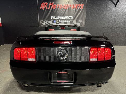 Used 2006 Ford Mustang GT image 4