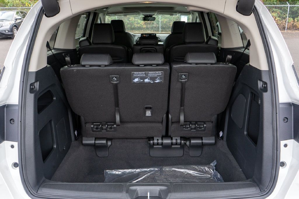 New 2026 Honda Odyssey EX-L image 13