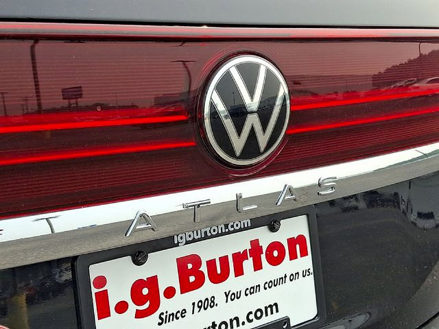Used 2024 Volkswagen Atlas SE AWD/4WD image 30