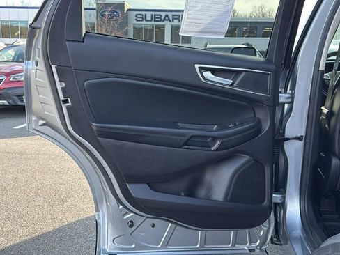 Used 2021 Ford Edge SEL w/ Convenience Package image 24
