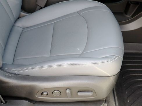 Certified 2023 Buick Enclave Premium image 31