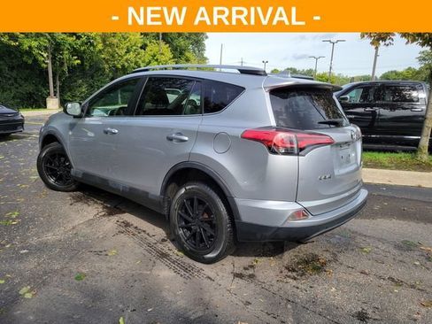 Used 2017 Toyota RAV4 LE w/ All Weather Liner Package AWD/4WD image 5
