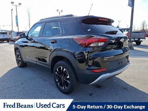 Used 2022 Chevrolet TrailBlazer LT w/ Convenience Package image 8