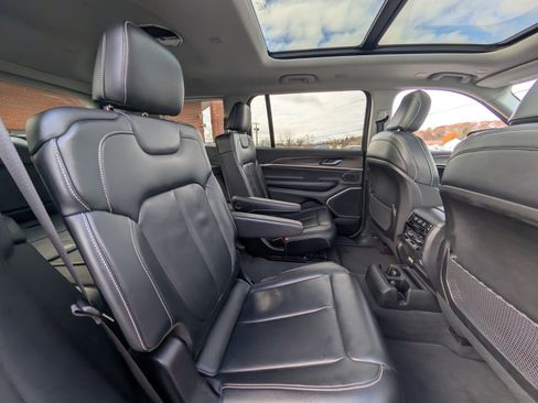 Used 2021 Jeep Grand Cherokee L Limited image 52