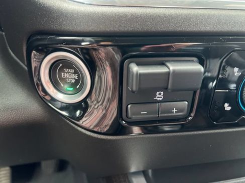 Used 2024 Chevrolet Silverado 1500 RST w/ Max Trailering Package AWD/4WD image 23