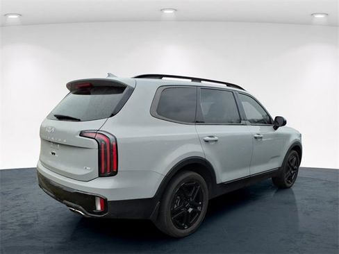 Used 2024 Kia Telluride EX X-Line image 13