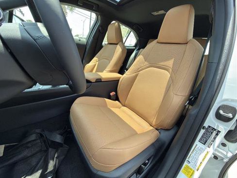 New 2026 Lexus UX 300h FWD image 11