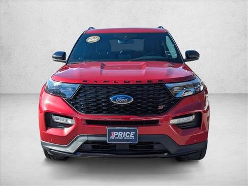 Used 2020 Ford Explorer ST w/ Premium Technology Package image 2