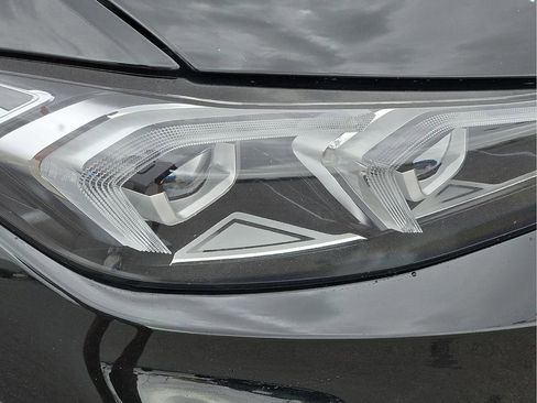 Used 2025 BMW 330i Sedan RWD image 8