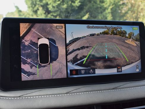 Used 2026 INFINITI QX60 Autograph w/ Dark Cargo Package image 23