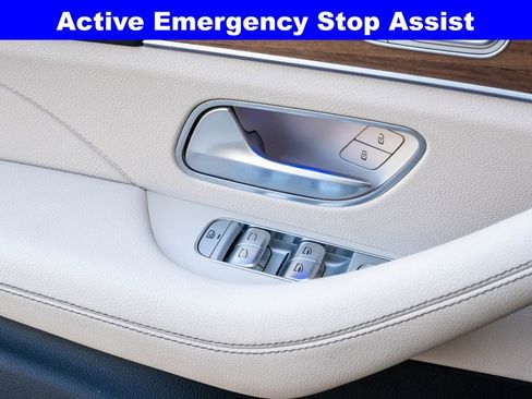 Used 2023 Mercedes-Benz GLS 450 4MATIC image 14