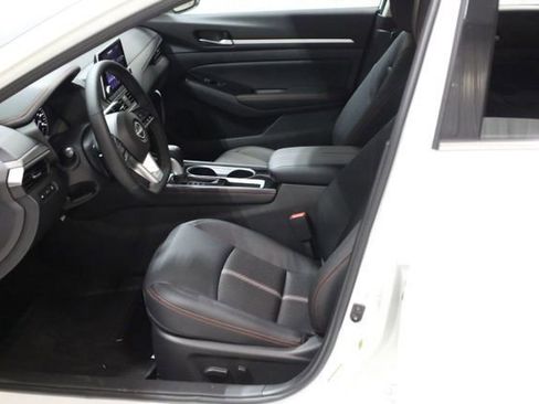 New 2025 Nissan Altima 2.5 SR w/ SR Premium Package image 8