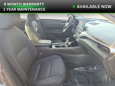 Used 2024 Nissan Altima 2.5 SV image 15
