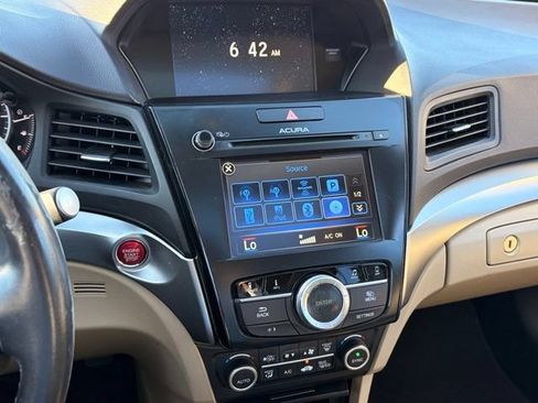Used 2016 Acura ILX FWD image 13