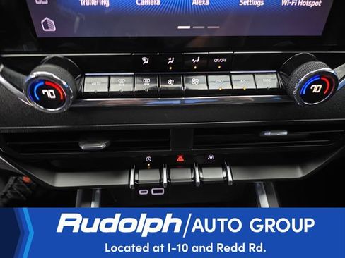 Used 2025 Chevrolet Colorado Trail Boss image 26