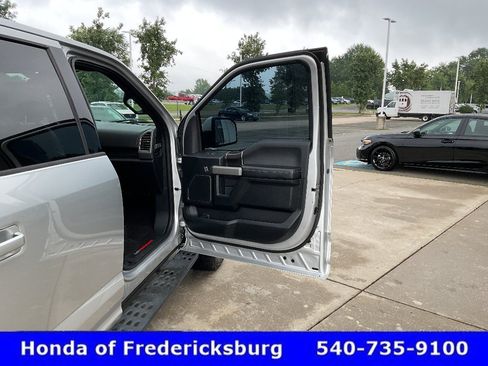 Used 2018 Ford F150 Raptor w/ Equipment Group 802A Luxury AWD/4WD image 14