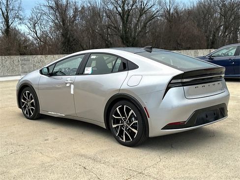 New 2026 Toyota Prius XSE Premium image 3