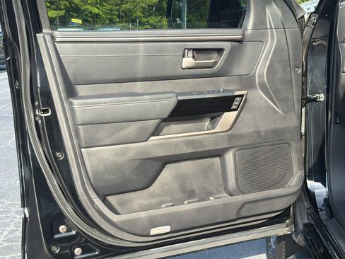 Used 2022 Toyota Tundra Limited AWD/4WD image 32