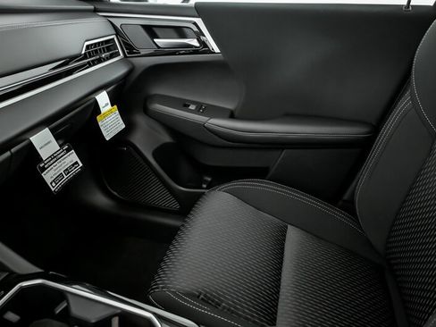 New 2026 Mitsubishi Outlander ES image 27