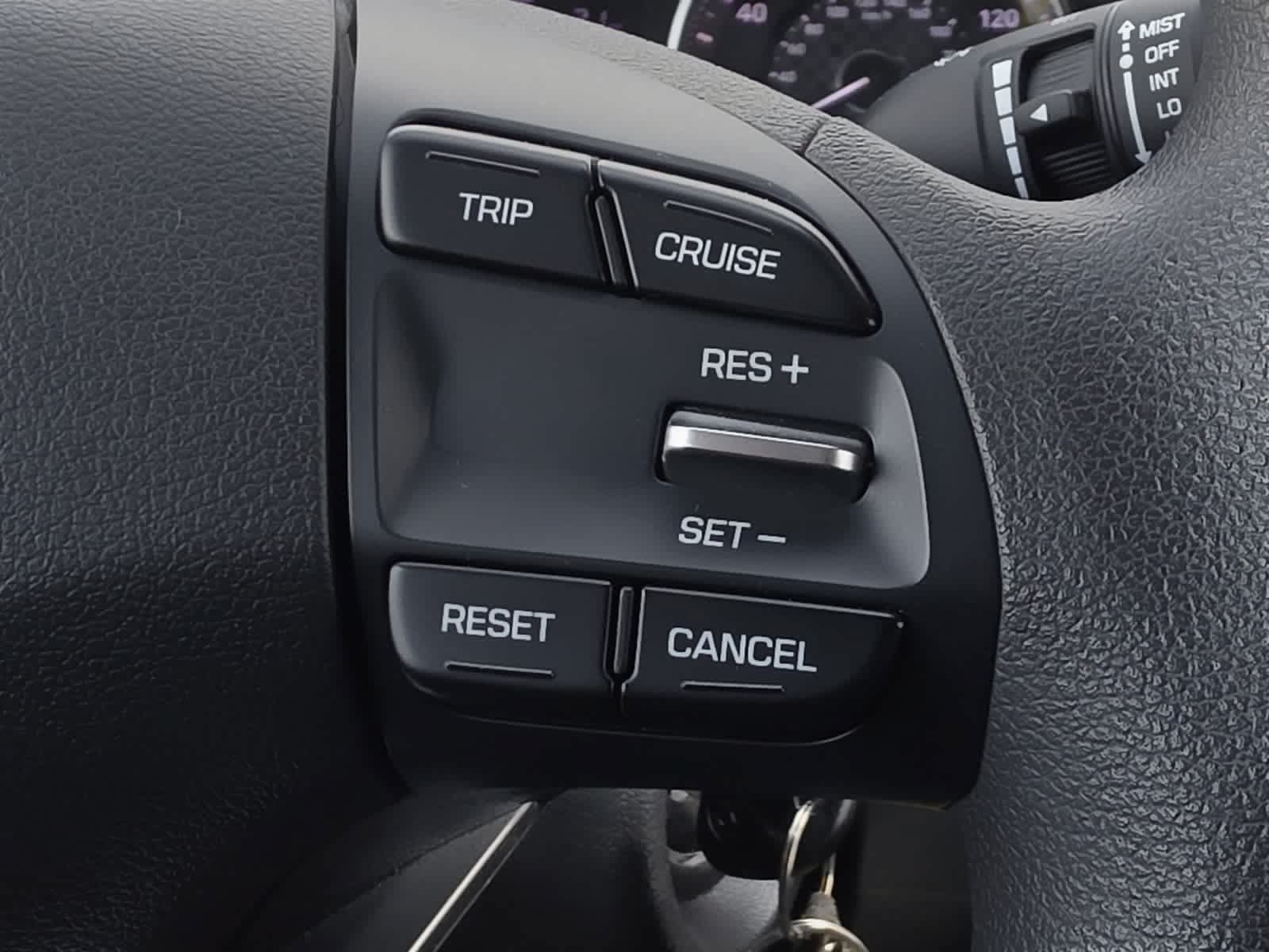 Used 2019 Hyundai Elantra SE FWD image 23