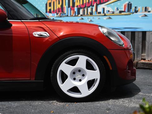 Used 2016 MINI Cooper S FWD image 37