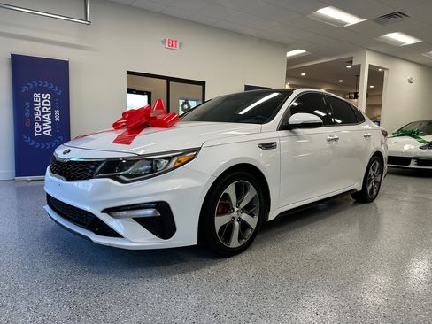 Used 2019 Kia Optima S w/ S Panoramic Sunroof Package image 4
