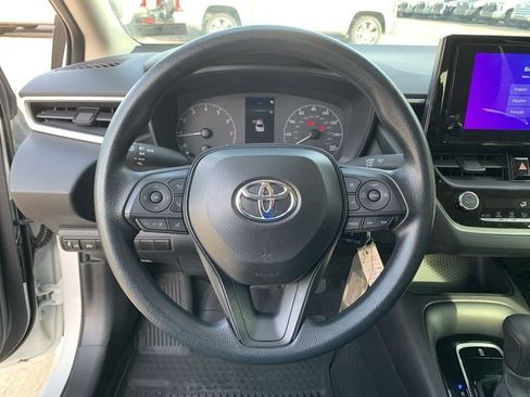 Used 2024 Toyota Corolla LE image 25