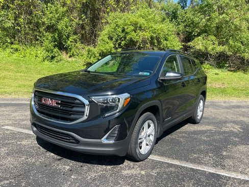 Certified 2021 GMC Terrain SLE w/ Driver Convenience Package AWD/4WD image 6