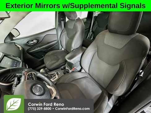 Used 2016 Jeep Cherokee Latitude w/ Comfort/Convenience Group image 20