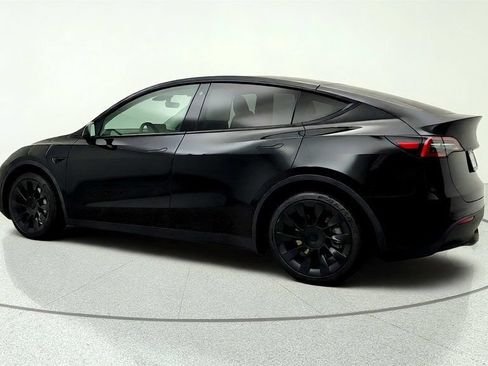 Used 2021 Tesla Model Y Long Range AWD/4WD image 7