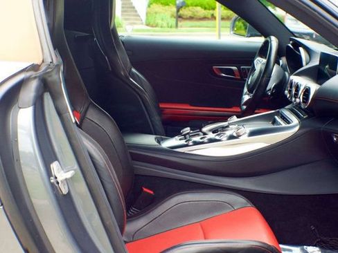 Used 2018 Mercedes-Benz AMG GT Roadster image 51