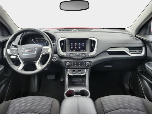 Used 2024 GMC Terrain SLE image 10