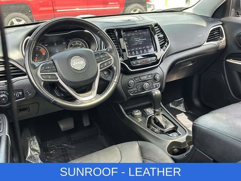 Used 2021 Jeep Cherokee Limited AWD/4WD image 2