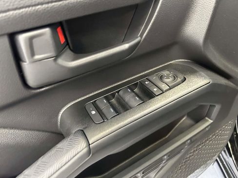 Used 2026 Toyota 4Runner SR5 AWD/4WD image 18