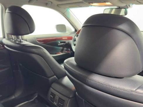 Used 2007 Lexus LS 460 RWD image 15