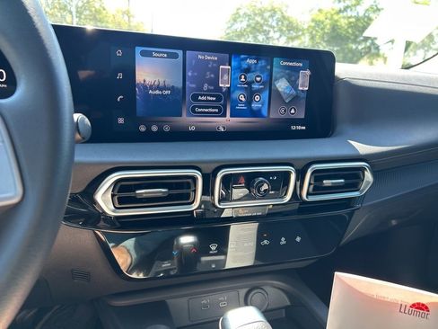 New 2026 Nissan Sentra SV w/ Floor Mat Package FWD image 30