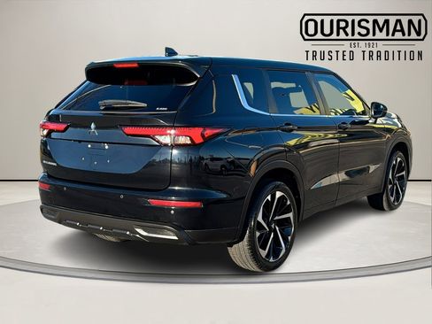 Used 2022 Mitsubishi Outlander ES image 4