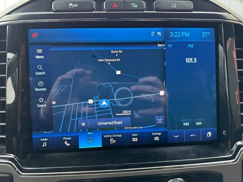 Used 2022 Ford F250 Lariat w/ Tremor Off-Road Package image 28