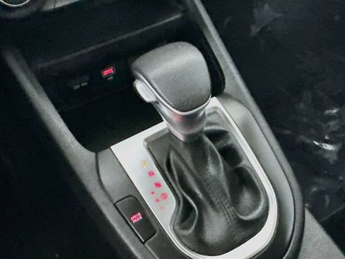 Used 2024 Kia Forte LXS FWD image 17
