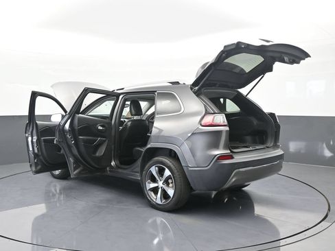 Used 2019 Jeep Cherokee Limited FWD image 73