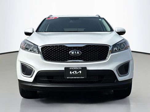 Used 2018 Kia Sorento LX AWD/4WD image 17