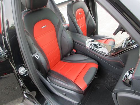 Used 2019 Mercedes-Benz GLC 63 AMG 4MATIC image 25